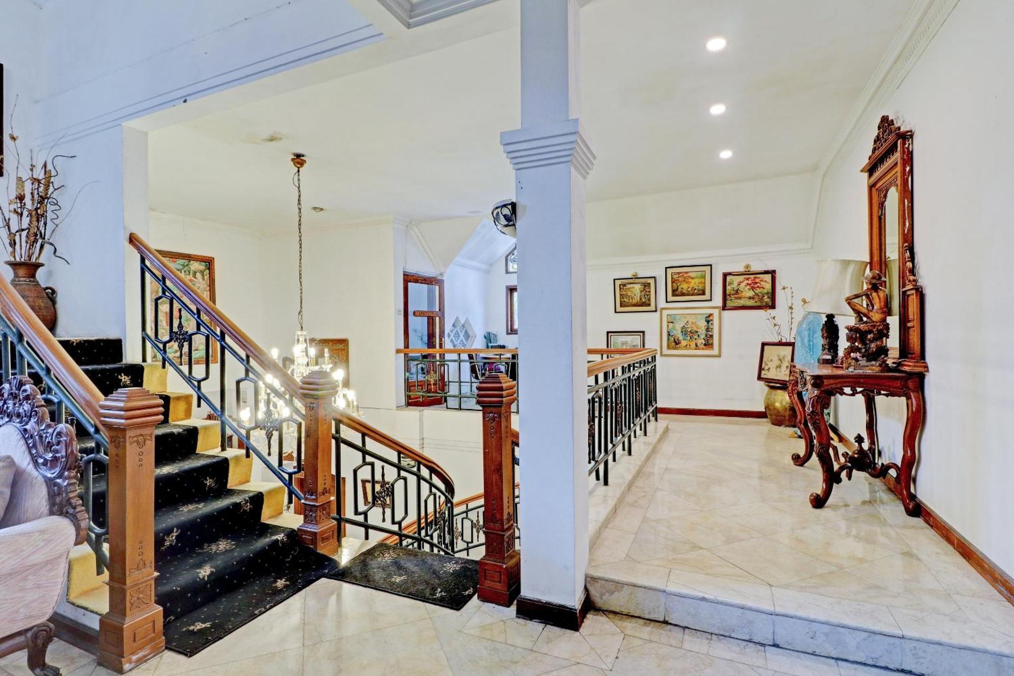 Hotel O Bandung Near Stadion Siliwangi Formerly The Ethnic Hotel Bandung Dış mekan fotoğraf