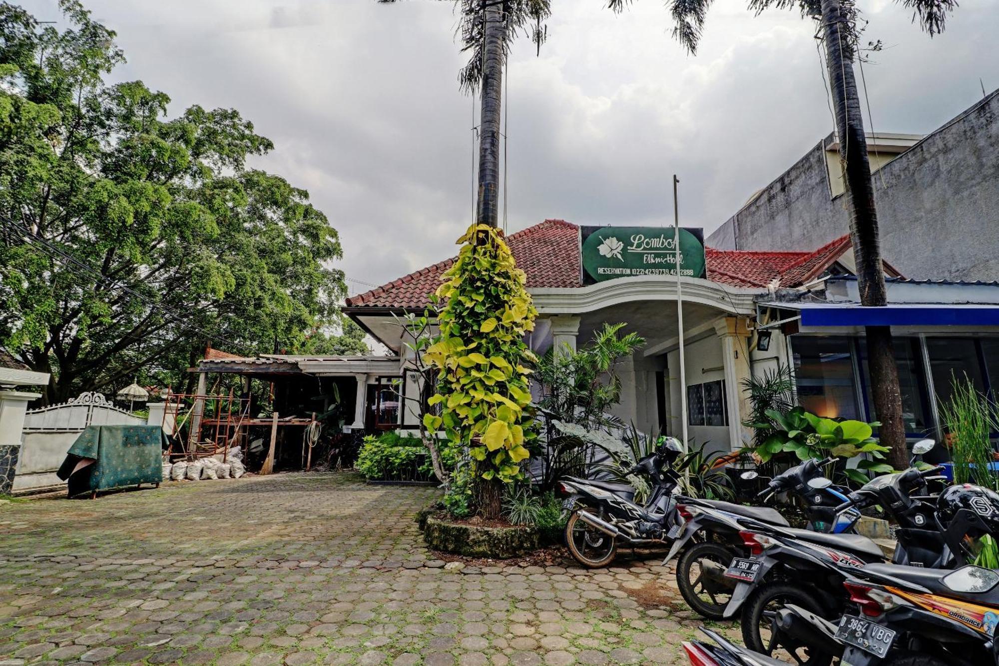 Hotel O Bandung Near Stadion Siliwangi Formerly The Ethnic Hotel Bandung Dış mekan fotoğraf