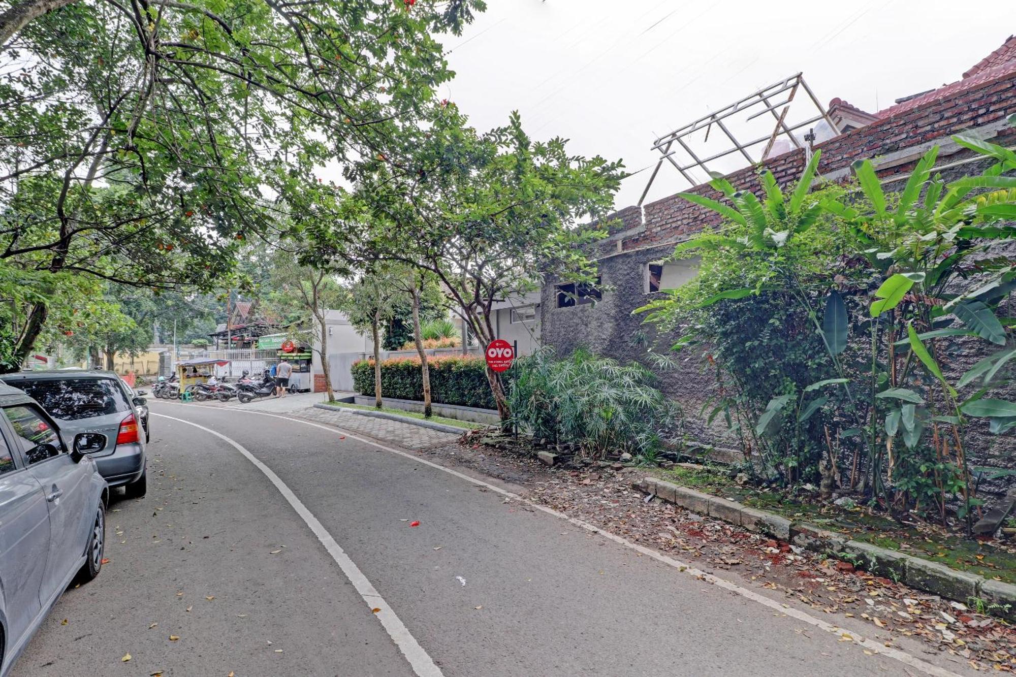 Hotel O Bandung Near Stadion Siliwangi Formerly The Ethnic Hotel Bandung Dış mekan fotoğraf